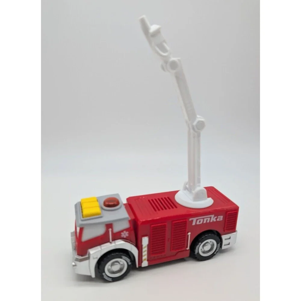Tonka Basic Fun Red Fire Engine Truck With Lights & Sounds Plastic 7